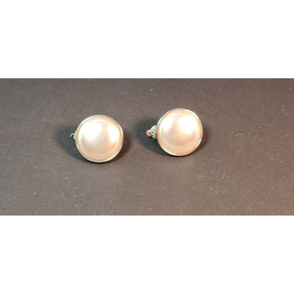 Vintage Faux Pearl Silver Tone Clip Earrings Church Retro Glam Grandma Mom